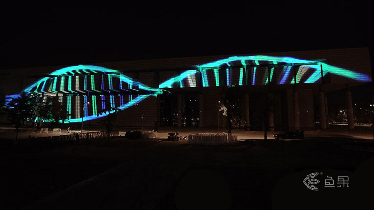 魚果文化科技-清華藝術(shù)博物館建筑投影秀.jpg